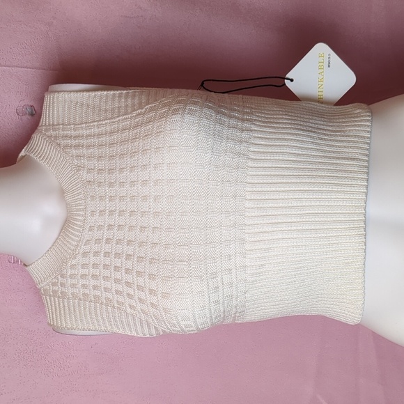 Thinkable Off White Backless Cropped Knit Sleeveless Top size Small - Picture 1 of 4